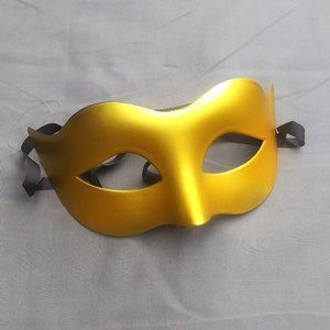 Classic Gold Venetian Masquerade Mask